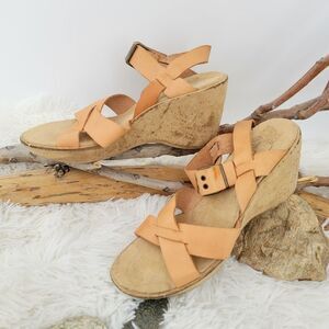 Chinese laundry strappy wedge leather sandals